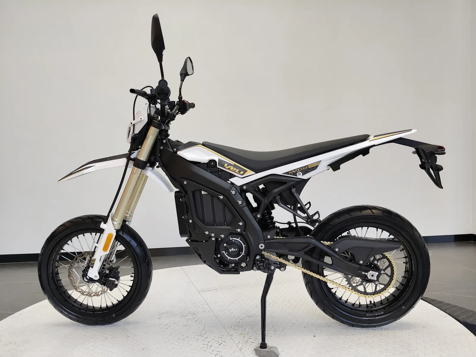 Электромотоцикл Velimotor HAVOCKER, мотард